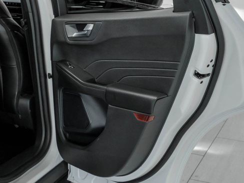 Used 2024 Ford Escape ST-Line w/ Tech Pack #1 image 42