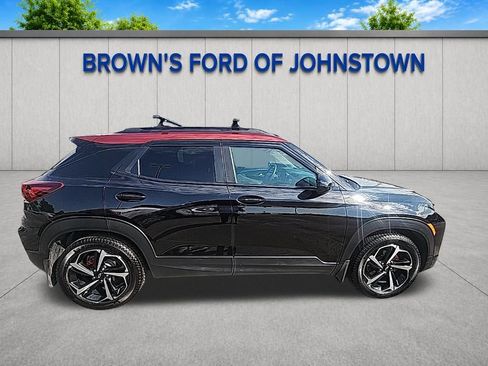 Used 2022 Chevrolet TrailBlazer RS w/ Sun and Liftgate Package FWD image 8