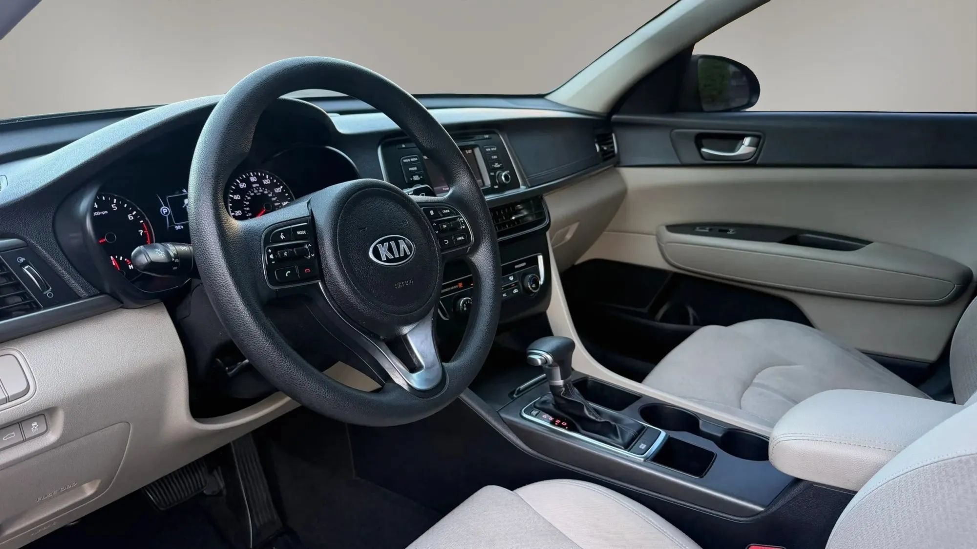 Used 2016 Kia Optima LX FWD image 13