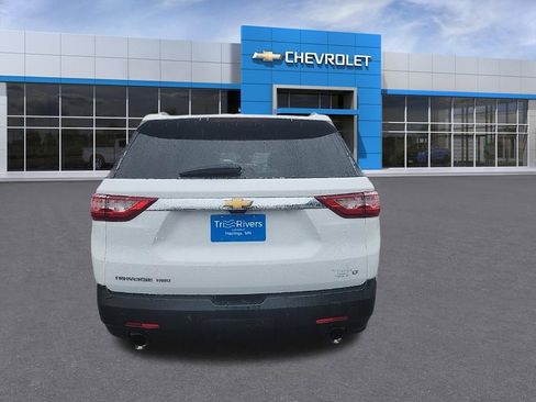 Used 2018 Chevrolet Traverse LT image 4