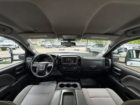 Used 2017 GMC Sierra 2500 4x4 Double Cab w/ Sierra Convenience Package image 26