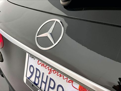 Used 2022 Mercedes-Benz GLC 300 image 29