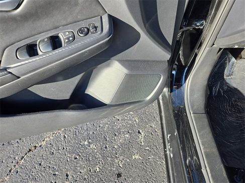 Certified 2024 Nissan Sentra SV image 31