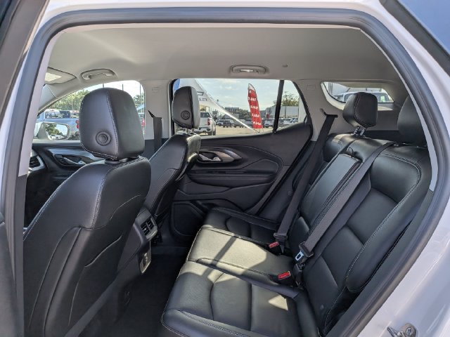 Used 2024 GMC Terrain SLT AWD/4WD image 14