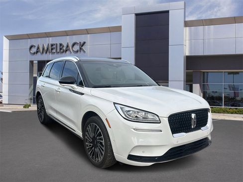 Used 2022 Lincoln Corsair Reserve w/ Equipment Group 201A image 3