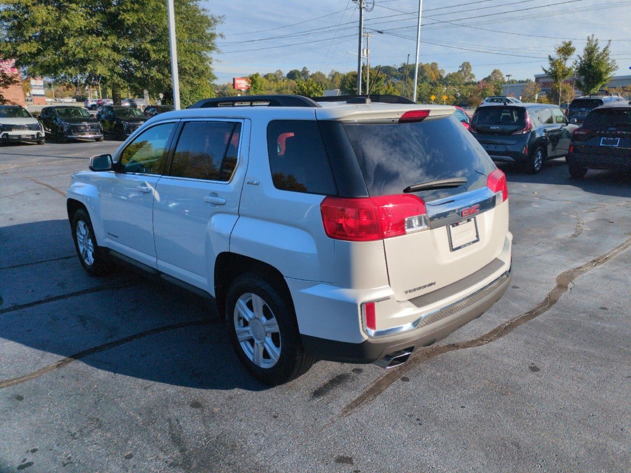 Used 2016 GMC Terrain SLE w/ Convenience Package FWD image 5