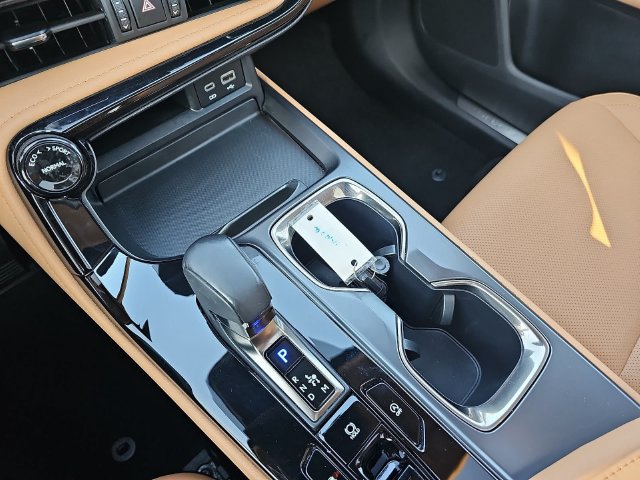Used 2025 Lexus NX 250 FWD w/ Accessory Package (2T) image 28
