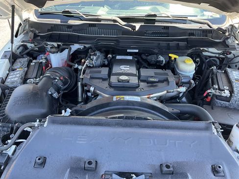 Used 2018 RAM 3500 Laramie Longhorn AWD/4WD image 19