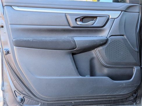 Used 2019 Honda CR-V LX image 10