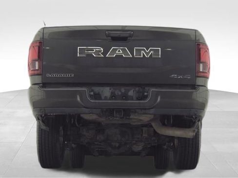 Used 2025 RAM 2500 Laramie AWD/4WD image 12