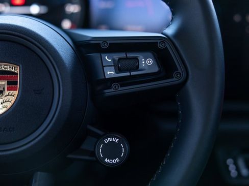 Used 2024 Porsche 911 Carrera T image 41