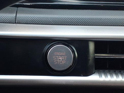 Used 2023 Kia K5 GT-Line image 15