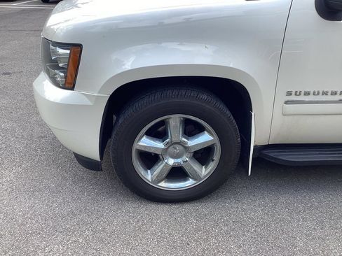 Used 2012 Chevrolet Suburban LTZ AWD/4WD image 24