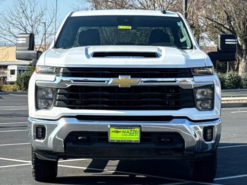 Used 2025 Chevrolet Silverado 2500 LT w/ Convenience Package image 7
