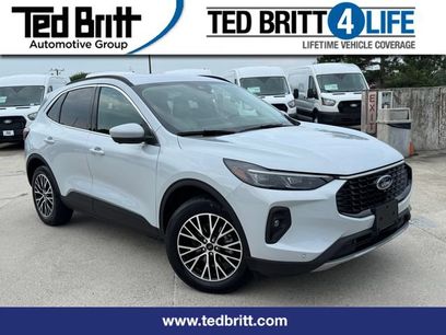 Used 2025 Ford Escape SE w/ PHEV Premium Package