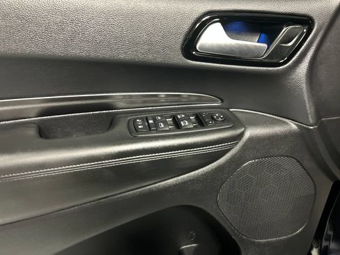 Used 2024 Dodge Durango SXT w/ SXT Blacktop Group AWD/4WD image 14