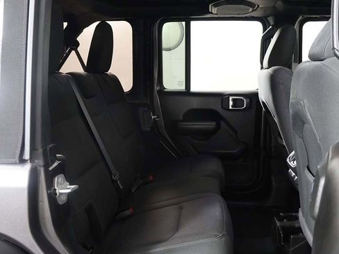Used 2022 Jeep Wrangler Unlimited Sport image 25
