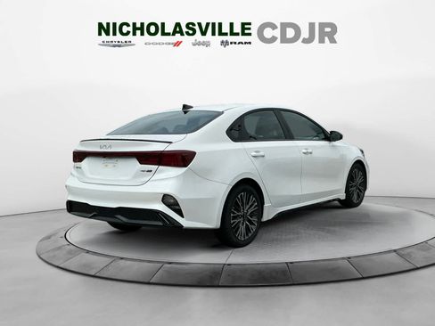 Used 2024 Kia Forte GT-Line w/ GT-Line Premium Package FWD image 5