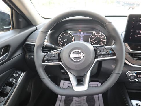 Used 2025 Nissan Altima 2.5 SL image 26