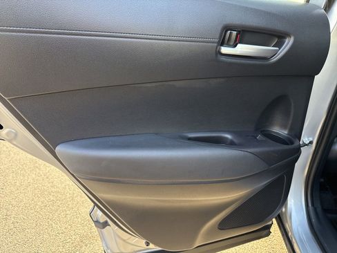 Used 2024 Toyota Corolla Cross XSE w/ Convenience Package image 38