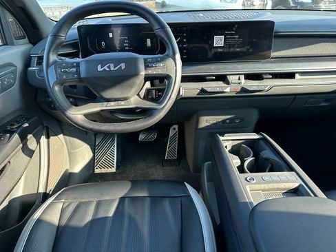 Used 2024 Kia EV9 GT-Line image 18
