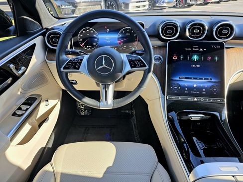 Used 2023 Mercedes-Benz C 300 4MATIC Sedan image 30