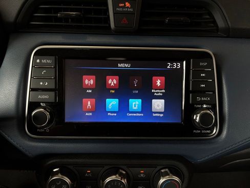 Used 2025 Nissan Versa SV FWD image 26