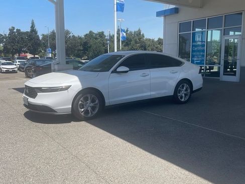 Used 2025 Honda Accord LX image 2