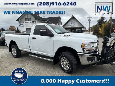 Used 2023 RAM 3500 Tradesman image 3