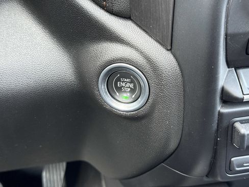 Used 2022 GMC Sierra 1500 AT4 w/ AT4 Preferred Package image 14