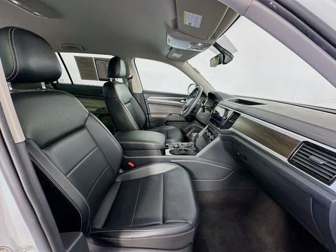 Used 2022 Volkswagen Atlas SE AWD/4WD image 28