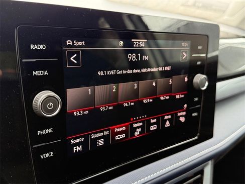 New 2026 Volkswagen Taos SEL image 16