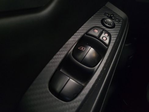 Used 2024 Nissan Sentra SV FWD image 27