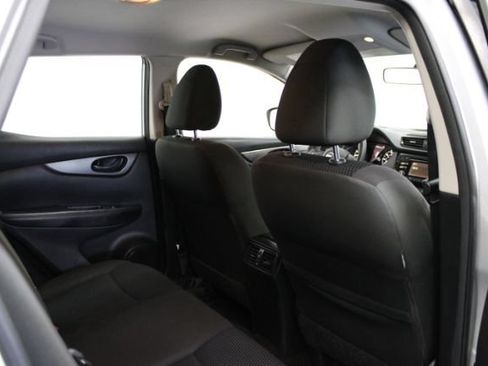 Used 2018 Nissan Rogue Sport S FWD image 21