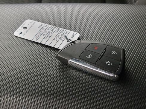 Used 2025 Chevrolet Equinox LT image 26