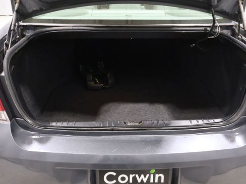 Used 2010 Chevrolet Impala LT w/ Luxury Edition Package image 19