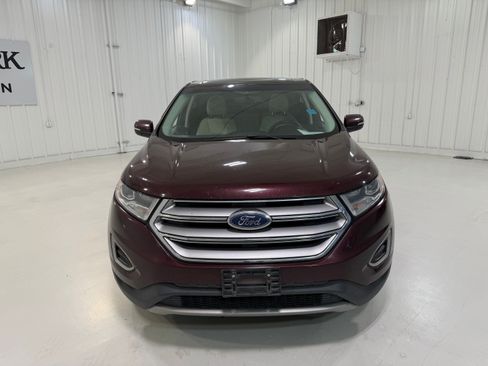 Used 2017 Ford Edge Titanium w/ Equipment Group 301A AWD/4WD image 8
