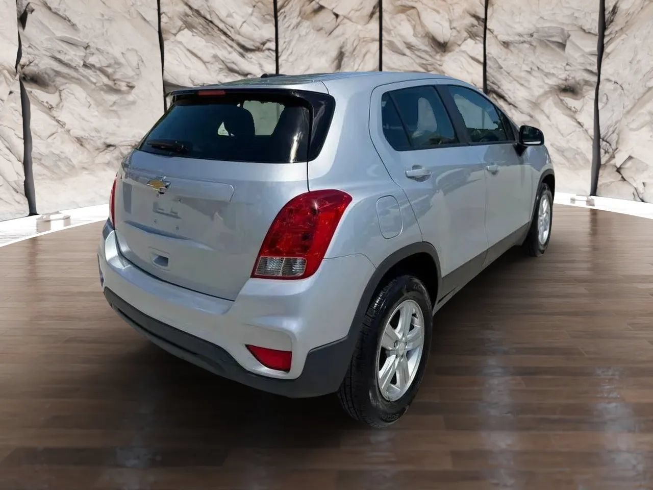 Used 2020 Chevrolet Trax LS FWD image 6