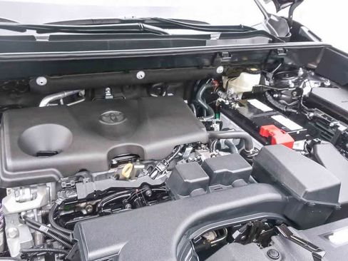 Used 2025 Toyota RAV4 XLE Premium FWD image 25