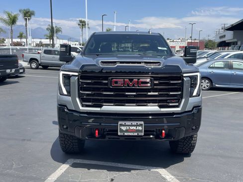 New 2026 GMC Sierra 2500 AT4X AWD/4WD image 2