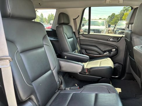 Used 2019 Chevrolet Tahoe LT AWD/4WD image 18