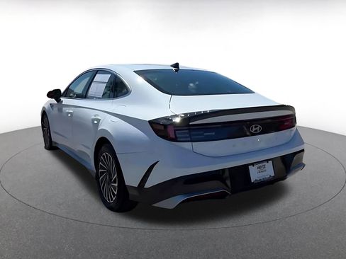 Used 2025 Hyundai Sonata SEL image 4