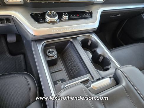 Used 2025 Ford Expedition Platinum AWD/4WD image 31