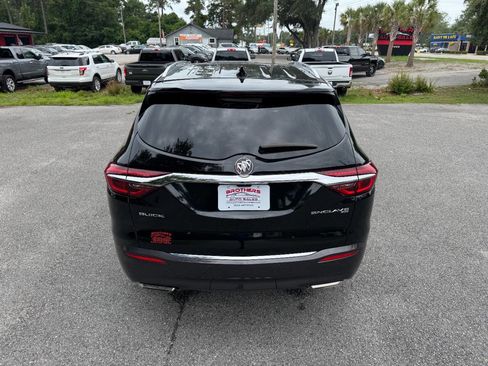 Used 2018 Buick Enclave Avenir AWD/4WD image 5