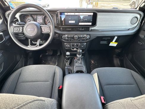 New 2026 Jeep Gladiator Sport image 19