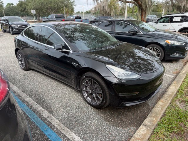 Used 2018 Tesla Model 3 Long Range RWD image 2