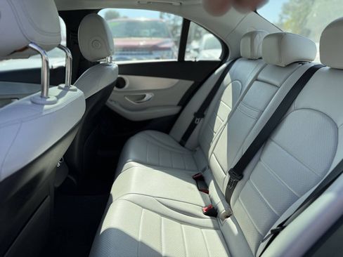 Used 2015 Mercedes-Benz C 300 4MATIC Sedan image 21