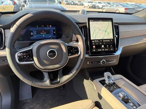 New 2026 Volvo XC90 T8 Ultra w/ Lounge Package image 16