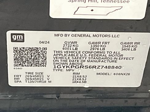 Used 2024 Cadillac XT6 Sport w/ Technology Package AWD/4WD image 35