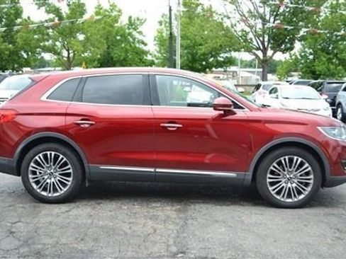 Used 2016 Lincoln MKX Reserve w/ Technology Package AWD/4WD image 5